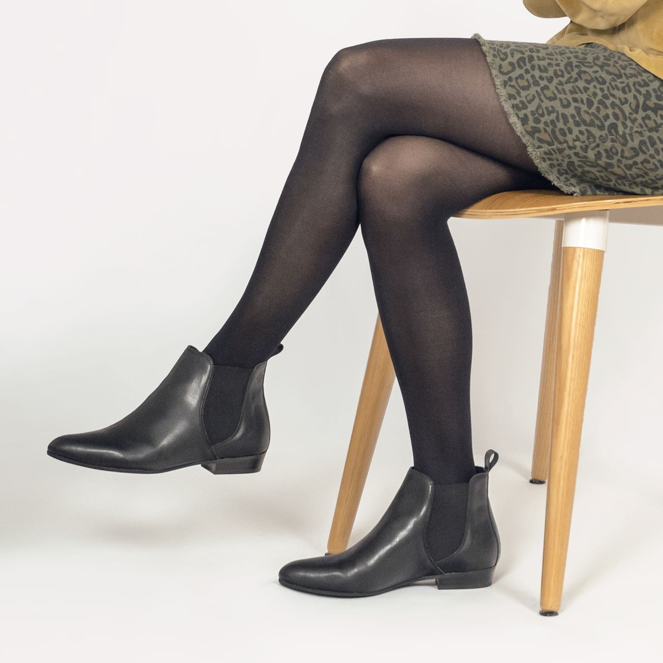 Bottine végan et écologique femme noire - Laïka Cog