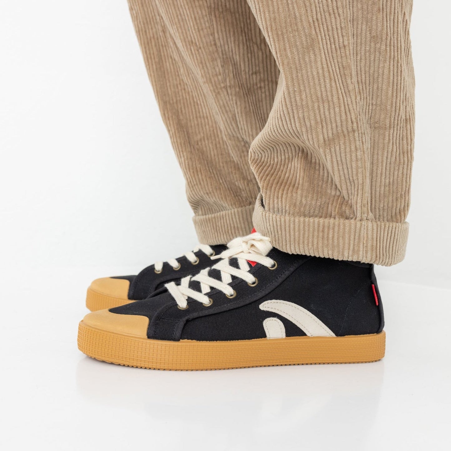TAYLOR ORGANIC SNEAKER BLACK