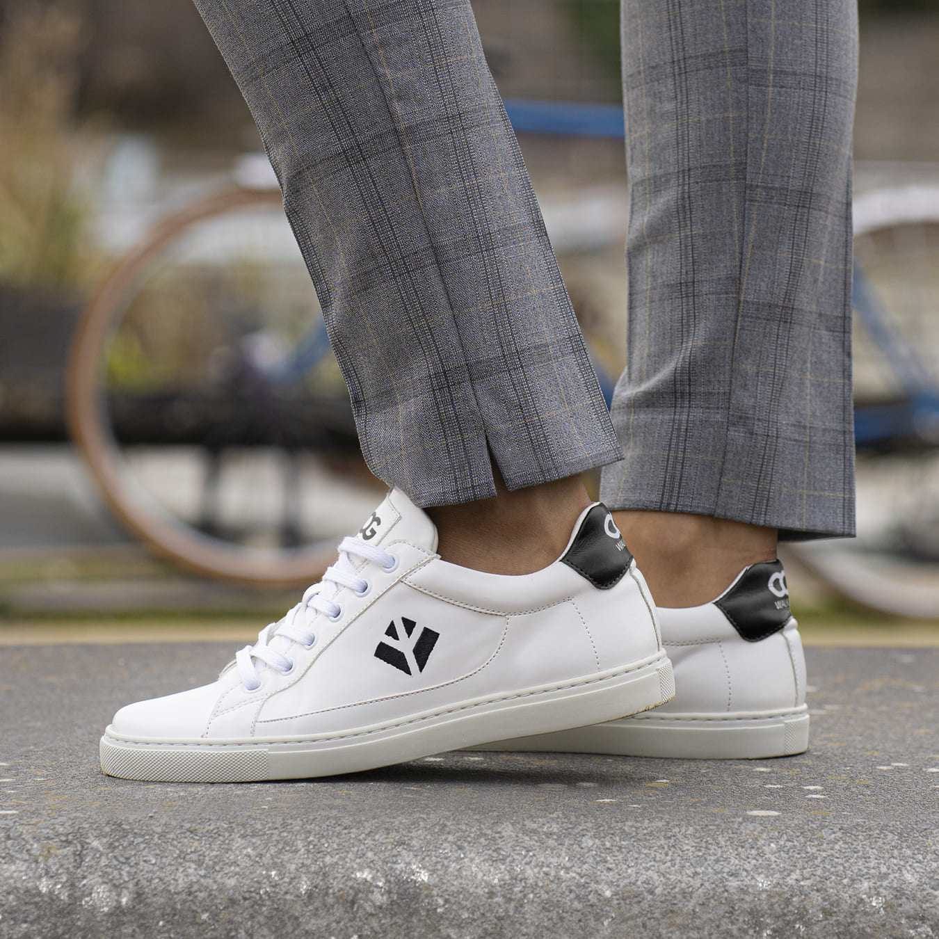 Sneakers baskets basses végan et écologique blanc noir - Winton Cog