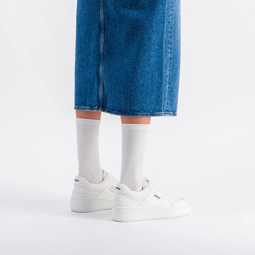 GEN1 - Grapes Full White