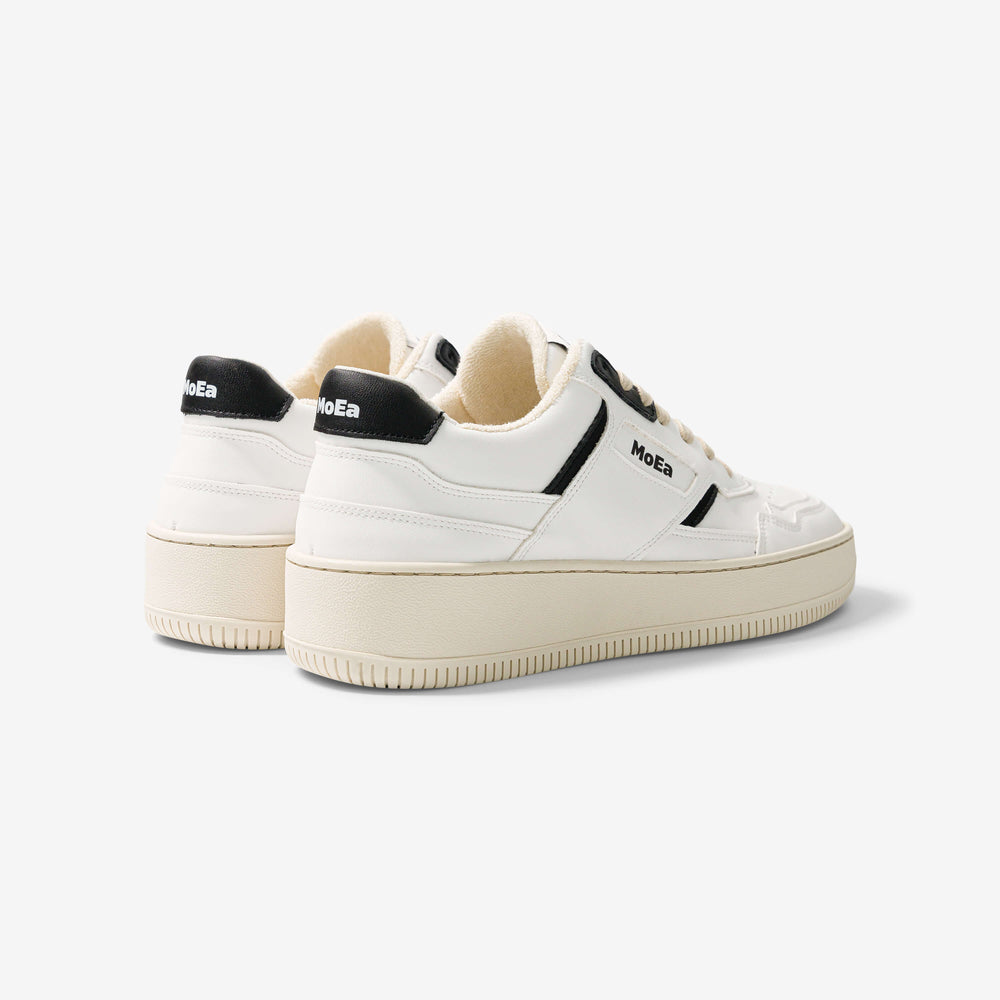 GEN1 - Grapes Retro White & Black